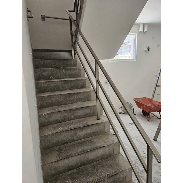 白鐵扶手施作 白鐵扶手施作,原慶企業社