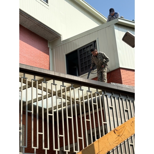 屋頂白鐵烤漆搭建工程-原慶企業社