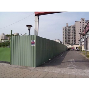 甲種圍籬與大門