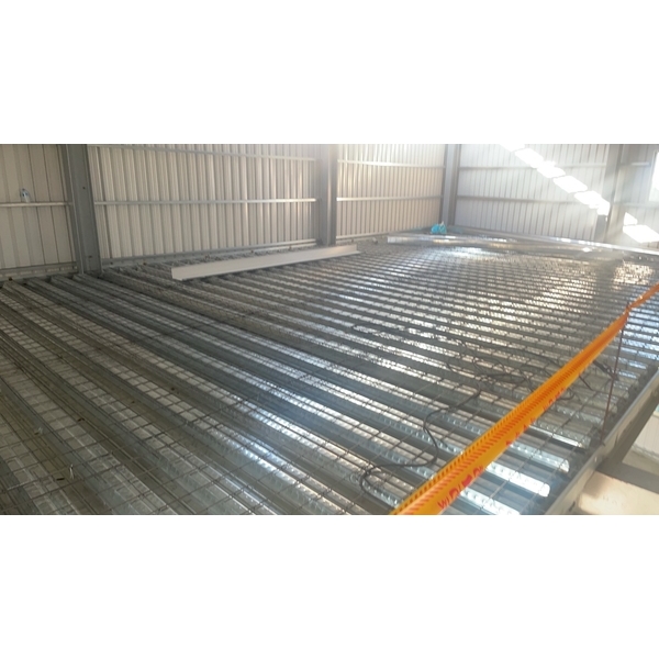 樓承板鋪設 樓承板鋪設,原慶企業社