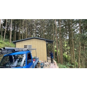 山上小木屋工程