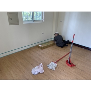 山上小木屋工程