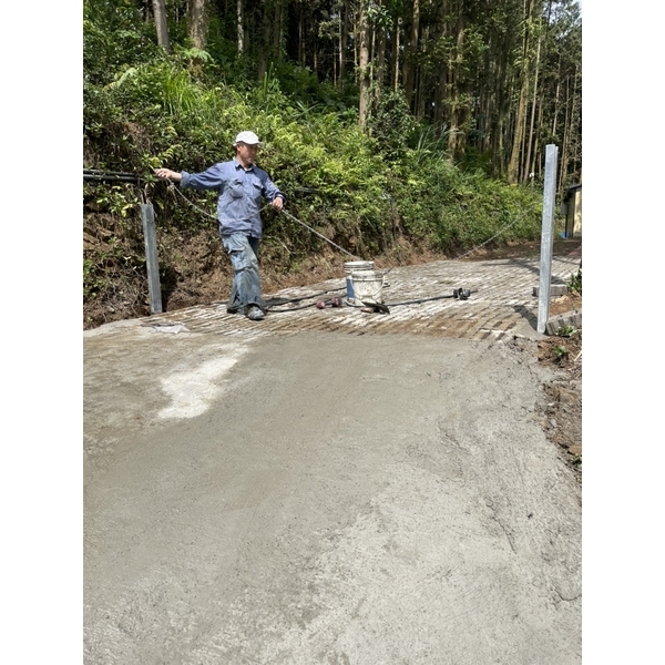 山上小木屋工程,原慶企業社