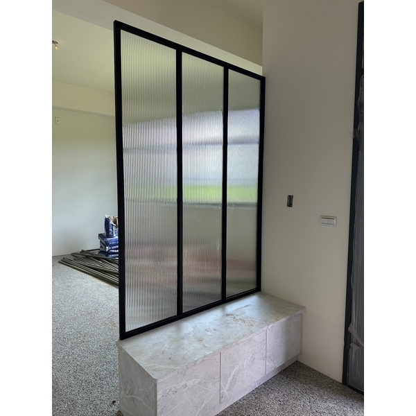 隔間屛風－長虹玻璃