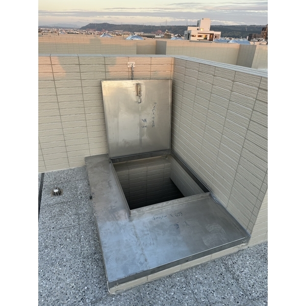 不銹鋼人孔蓋板