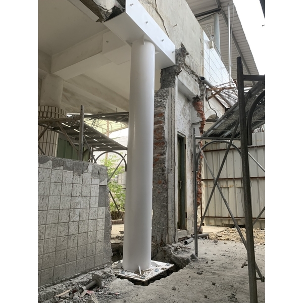 結構鋼柱補強鐵柱