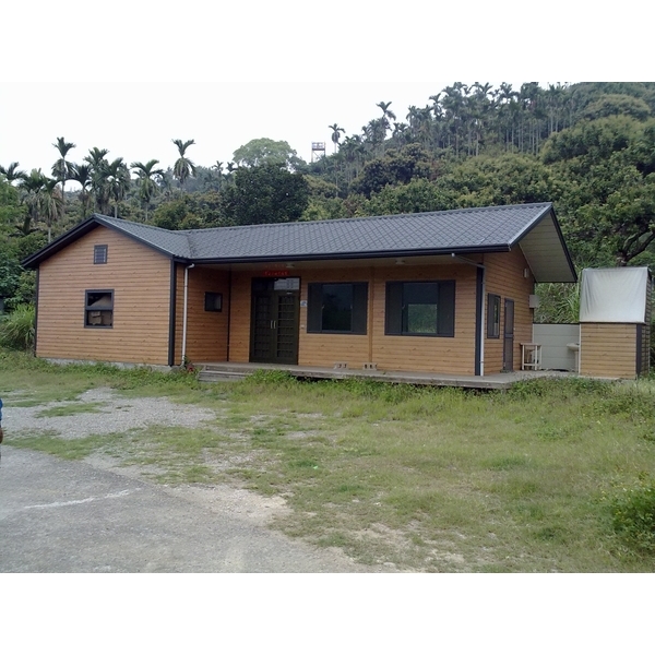 渡假仿木鋼構屋