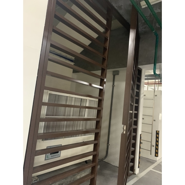 地下室隔柵門工程-皇盛鐵件工程行
