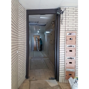 木門 , 榮業鋼鋁工程行