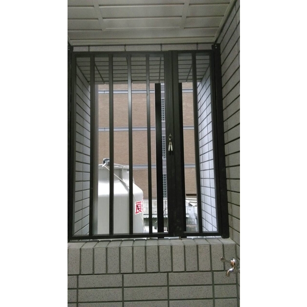 鋁窗工程,榮業鋼鋁工程行