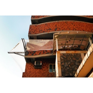 磁磚防掉落圍網