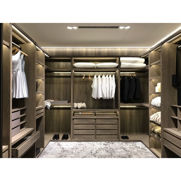 設計師頂級衣帽間 T1富貴有餘,好萊得綠能股份有限公司