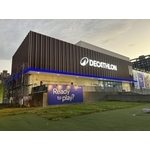 企業燈光形象標誌-外牆標誌規劃設計整修 - 威昌光電有限公司