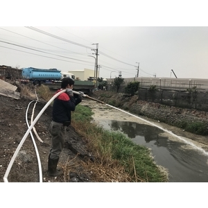 屏東大排清溝