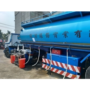 洪秀柱活動現場水車服務