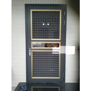 藝術門 , 利源不銹鋼鋁門窗行