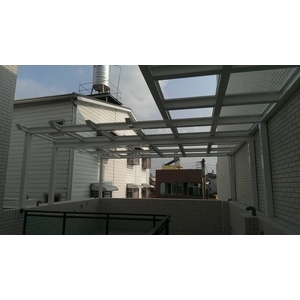 半露臺式採光罩