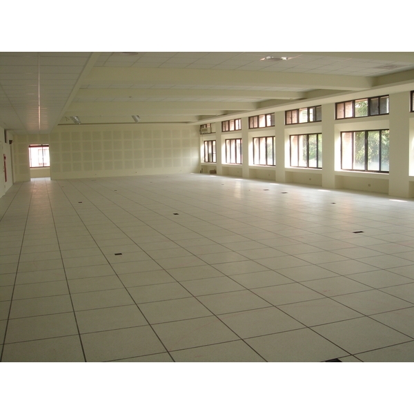 中正大學物理系,品空間有限公司