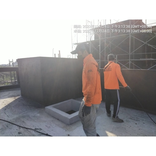 防水工程｜建案6戶透天厝｜外牆全面性噴塗防水工程