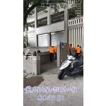 拆除工程－木地板拆除吊放堆置3