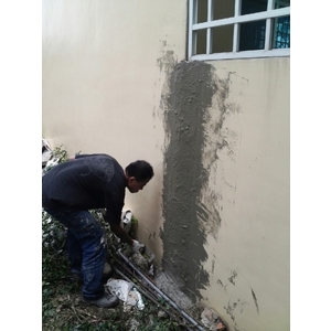 圍牆沉陷裂縫，高壓灌注