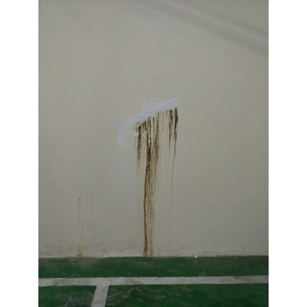 地下室結構裂縫滲水 地下室結構裂縫滲水,麗君室內裝修設計工程有限公司