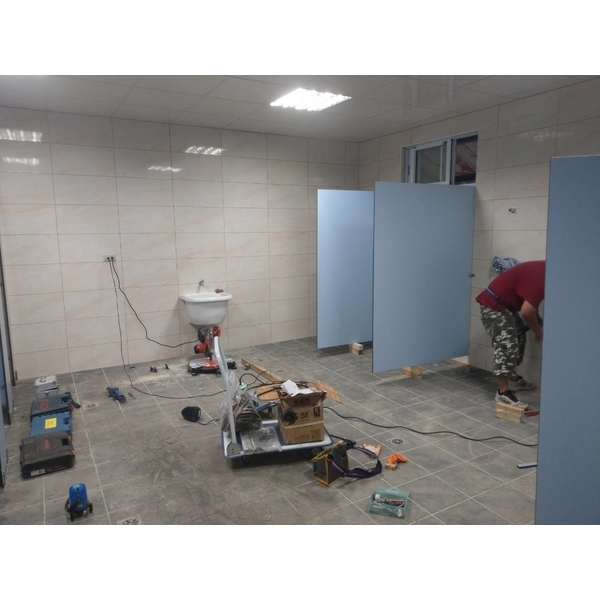 廁所整修裝修工程-浴廁搗擺-麗君室內裝修設計工程有限公司