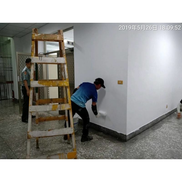 油漆粉刷 油漆粉刷-麗君室內裝修設計工程有限公司