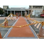 無障礙天然彩砂止滑地坪