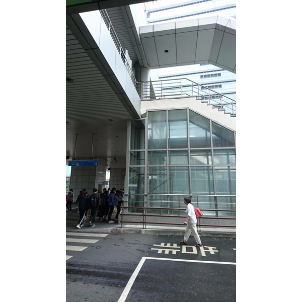 玻璃雨遮工程-青葉金屬有限公司