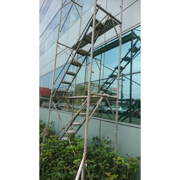 玻璃雨遮工程-青葉金屬有限公司