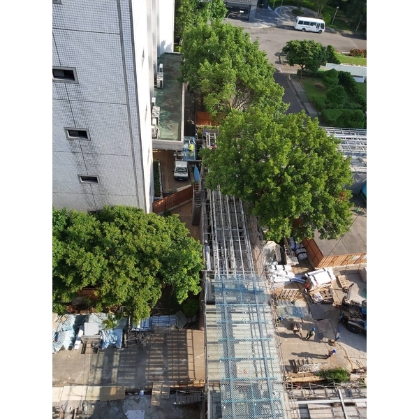 玻璃雨遮施作,青葉金屬有限公司