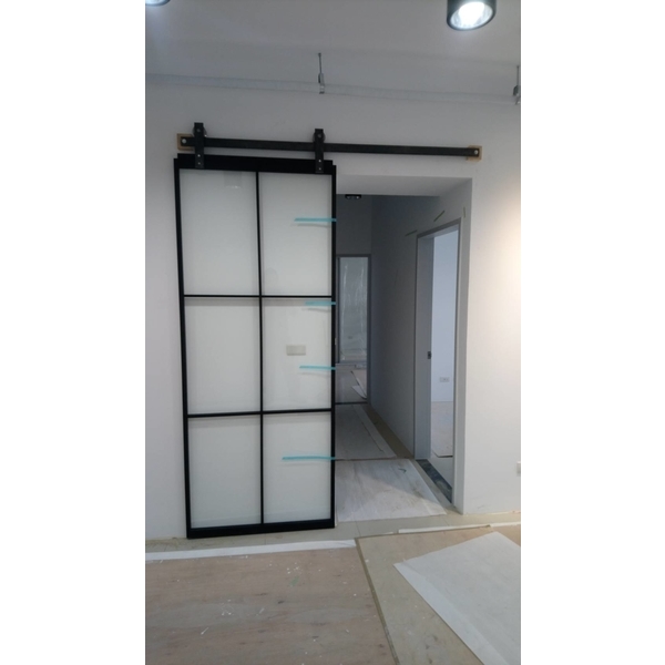 穀倉門,錦宥興業有限公司