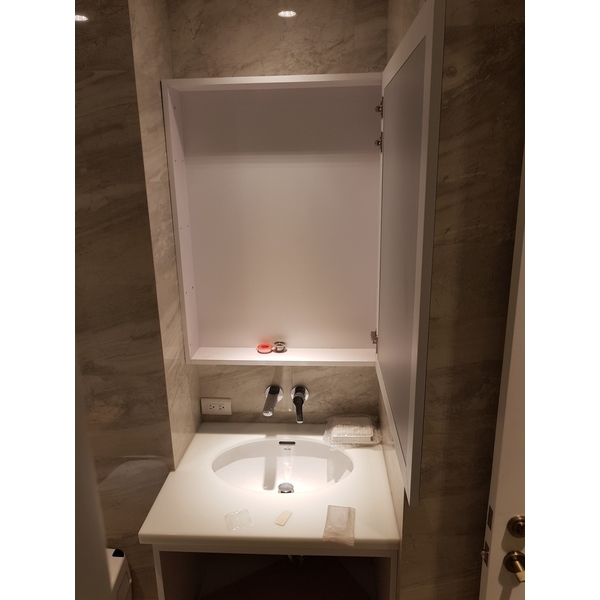 西德鉸鍊櫃子開門-錦宥興業有限公司