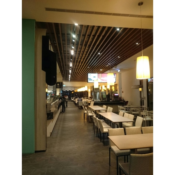 金屬木紋格柵天花