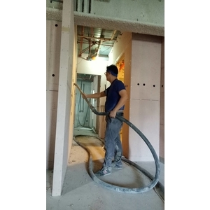 輕質灌漿牆工程