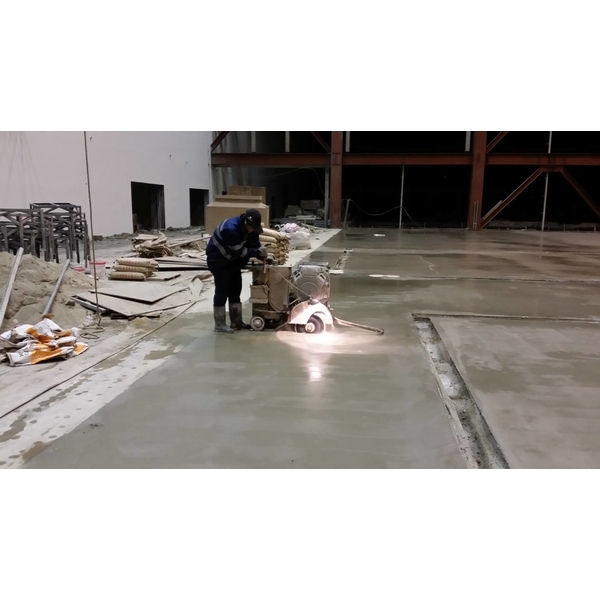 切割縫-長榮航空四機棚