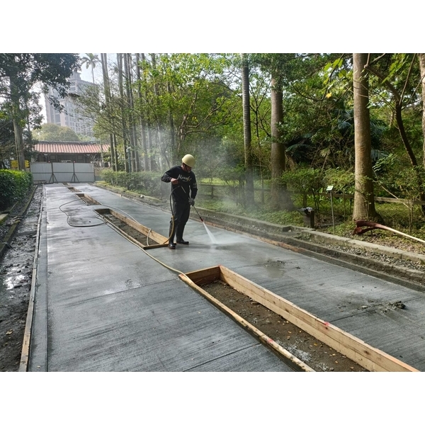 高壓清洗(植物園人行道),一虢有限公司