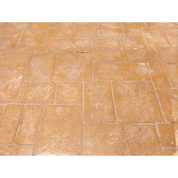 壓花地坪(長榮航太發動機廠停車場),一虢有限公司