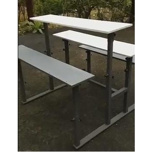 無障礙組合式愛心連體桌椅 , 通好行