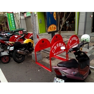 無障礙廣告路橋