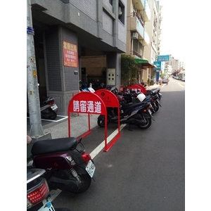 無障礙廣告路橋