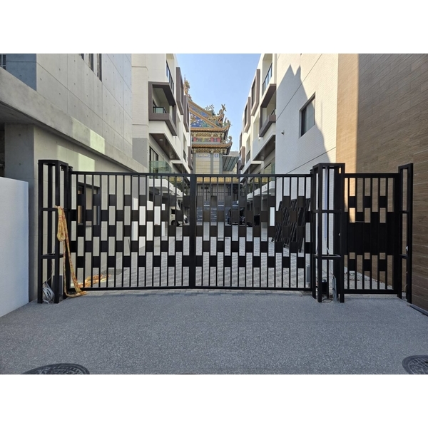 白鐵烤漆大門,瀚達實業社