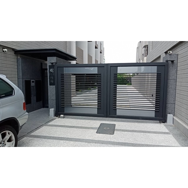 白鐵大門烤漆,瀚達實業社