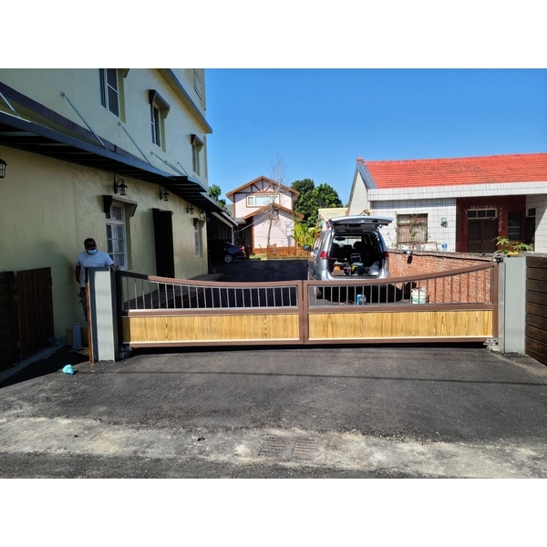 虎尾-白鐵大門,瀚達實業社