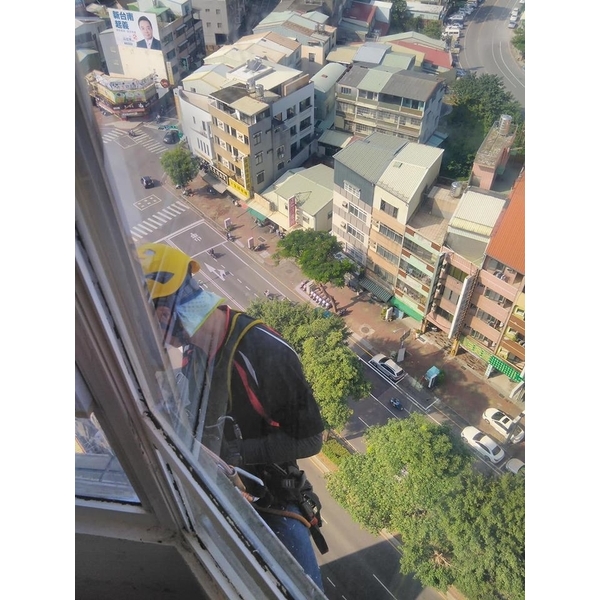 銅片防水和24樓窗戶防水