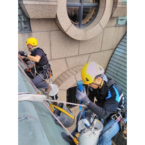 銅片防水和24樓窗戶防水