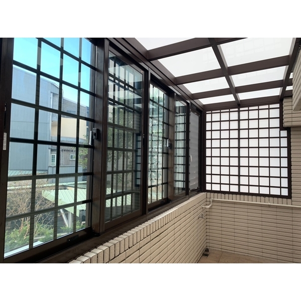 玻璃屋,岱詠有限公司