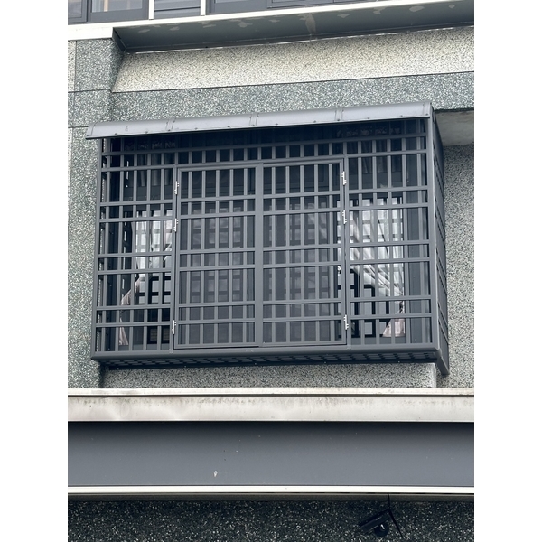 穿梭防盜窗,皇佳鋁業