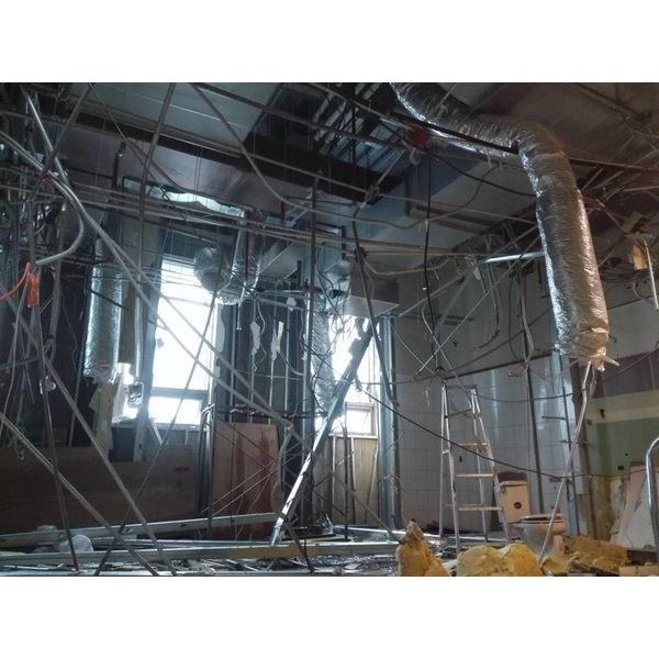 中國醫藥大樓健檢中心拆除